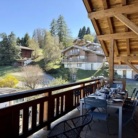 Suzane - Piscine & Jacuzzi - 5 Etoiles - Magnifiques Vues