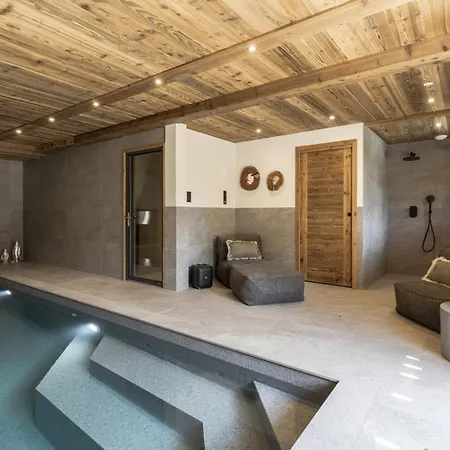 Suzane - Panorama Mont-blanc&jacuzzi Chalet